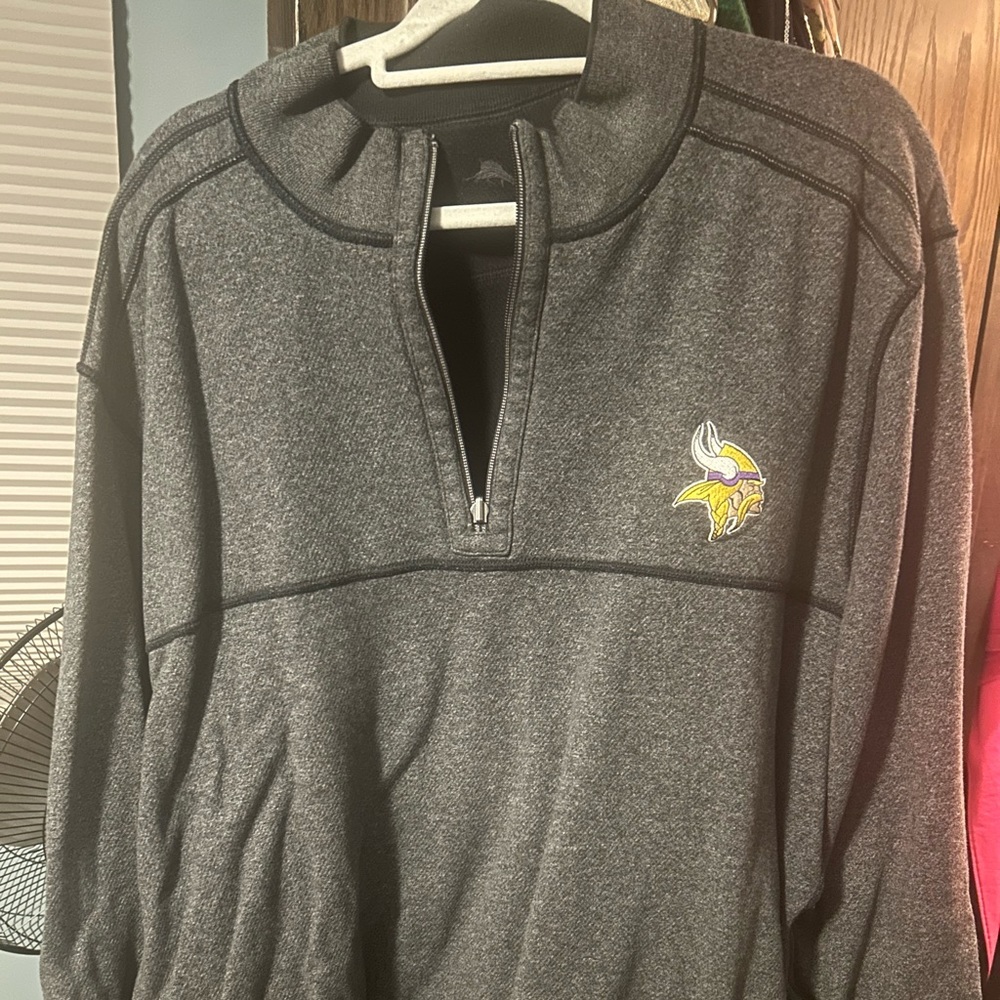 2XL Tommy Bahama Gray/Black MN Vikings Reversible Tri-Blend Pullover Sweater